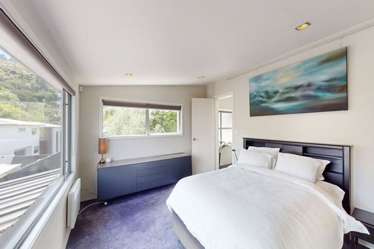 Photo of property in 94b Khandallah Road, Khandallah, Wellington, 6035