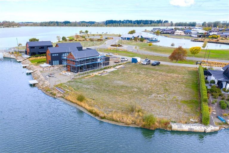 Photo of property in 199 Lake Hood Drive, Huntingdon, Ashburton, 7774