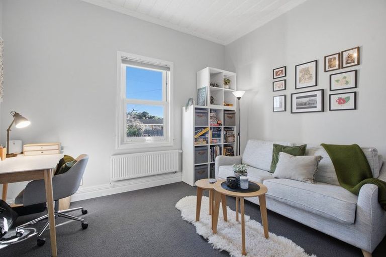 Photo of property in 25 Standish Street, Westown, New Plymouth, 4310