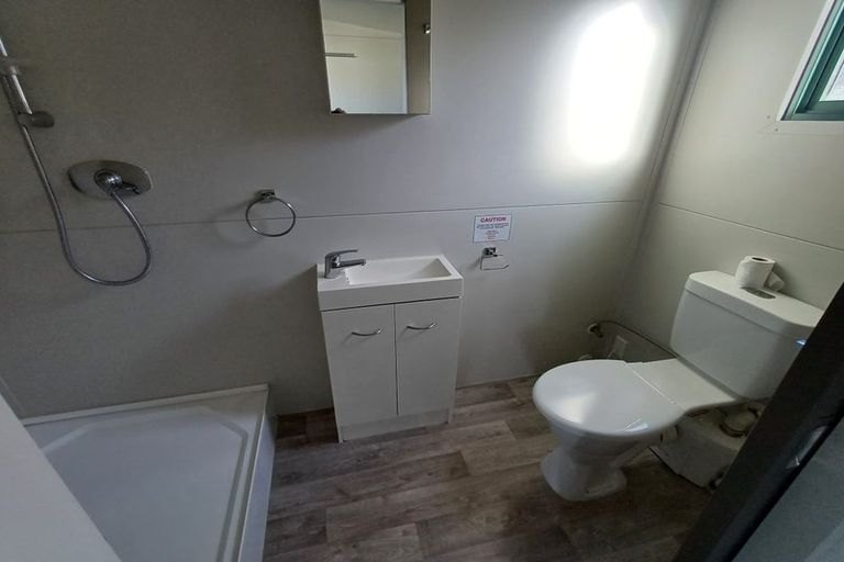 Photo of property in 28 Russell Road, Fairy Springs, Rotorua, 3015