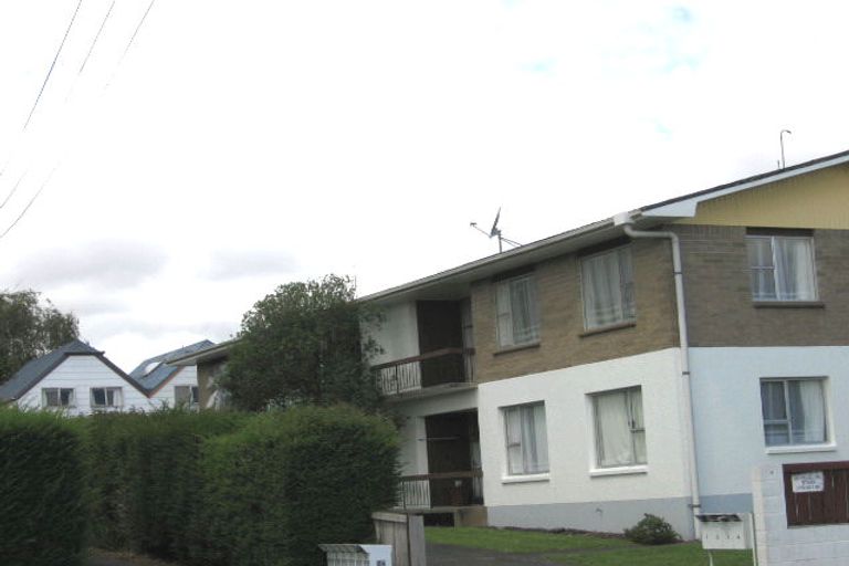 Photo of property in 2 Moreland Road, Mount Albert, Auckland, 1025