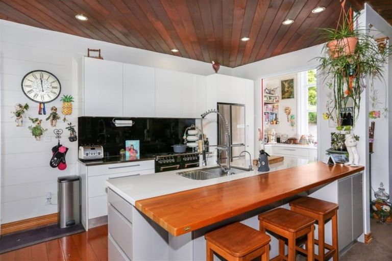 Photo of property in 53 Paparata Road, Bombay, 2675