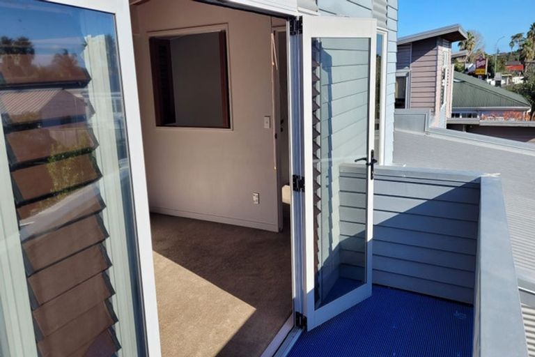 Photo of property in 7b Lunn Avenue, Mount Wellington, Auckland, 1072