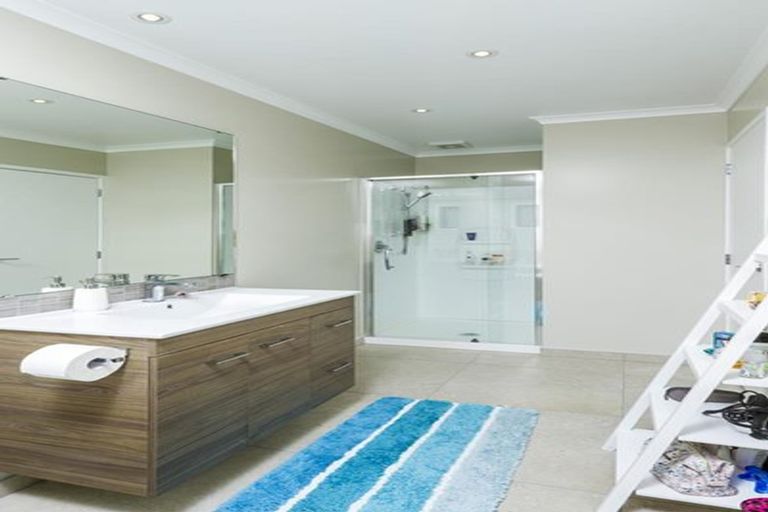 Photo of property in 141 Hobsonville Point Road, Hobsonville, Auckland, 0616