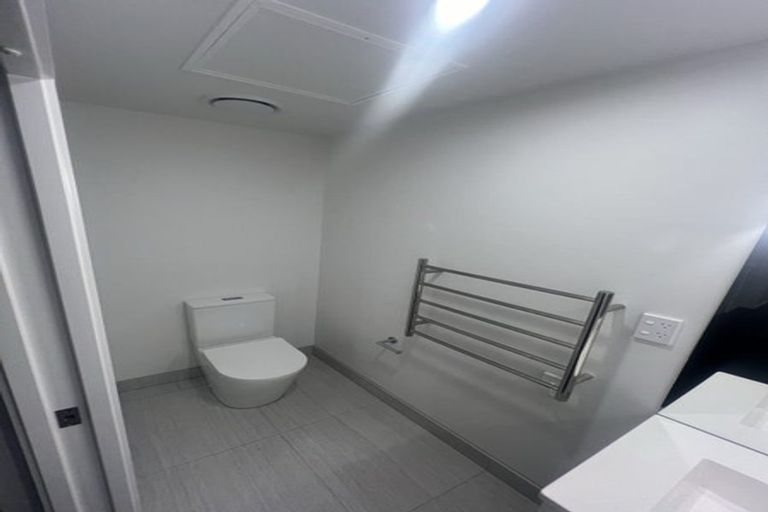 Photo of property in 14 Te Puketoka Lane, Mangere, Auckland, 2022