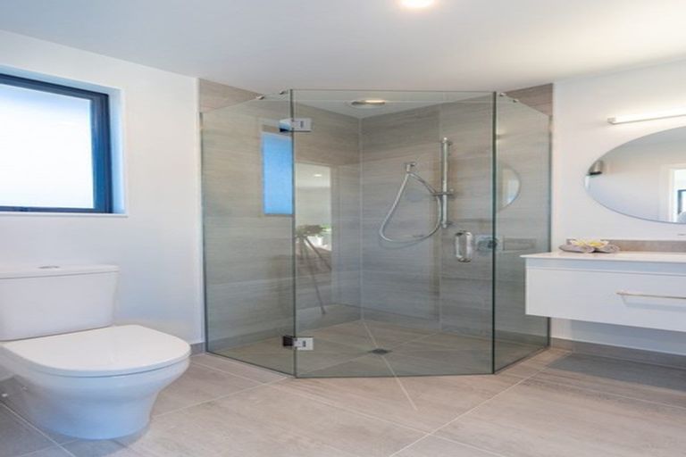 Photo of property in 36 Stratford Drive, Mount Pisa, Cromwell, 9383