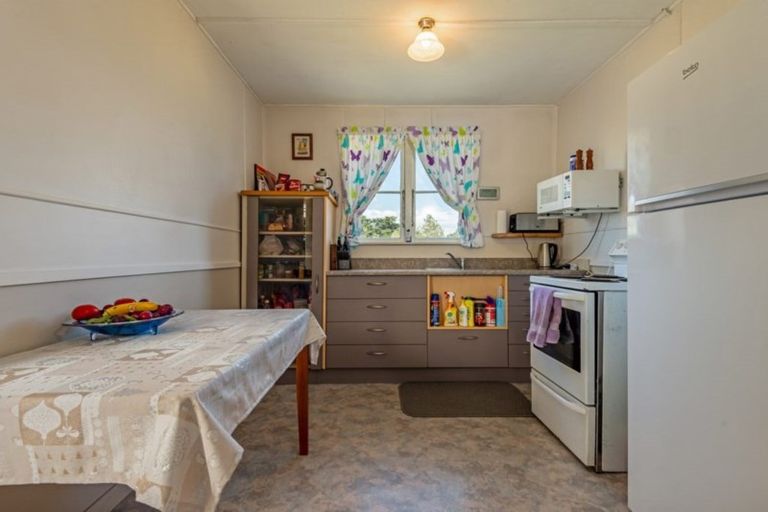 Photo of property in 409 Foxton Shannon Road, Foxton, 4893