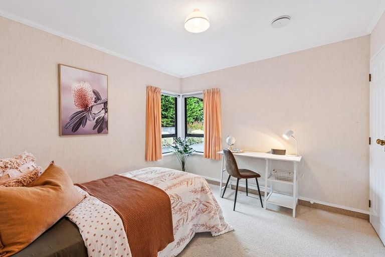 Photo of property in 9 Trinity Place, Paraparaumu Beach, Paraparaumu, 5032