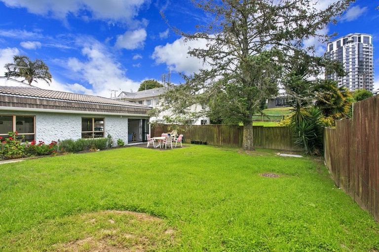 Photo of property in 6 Burns Avenue, Takapuna, Auckland, 0622