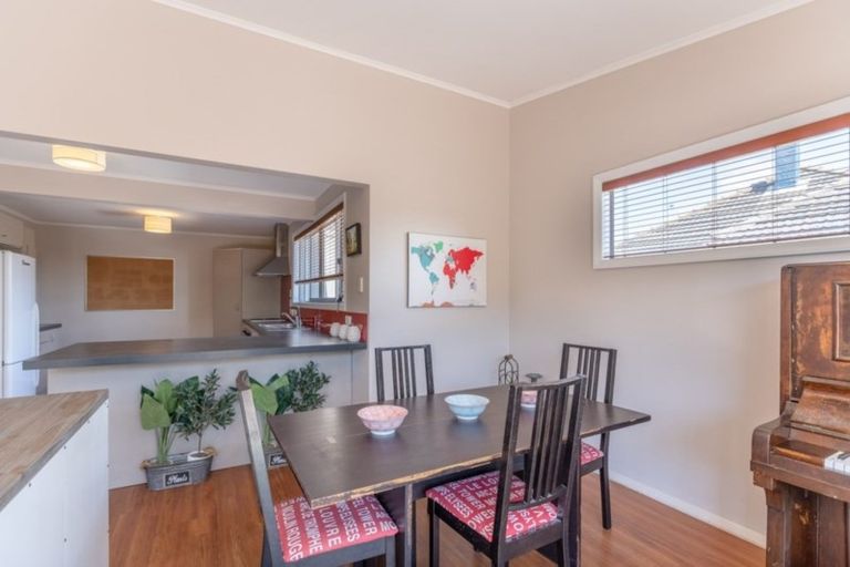 Photo of property in 23 Jillett Street, Titahi Bay, Porirua, 5022