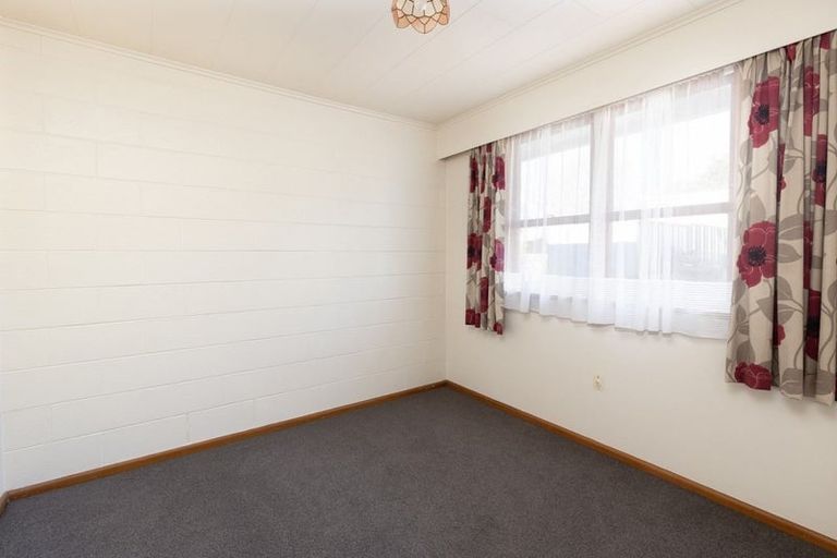 Photo of property in 2/1-2 Ward Street, Springlands, Blenheim, 7201
