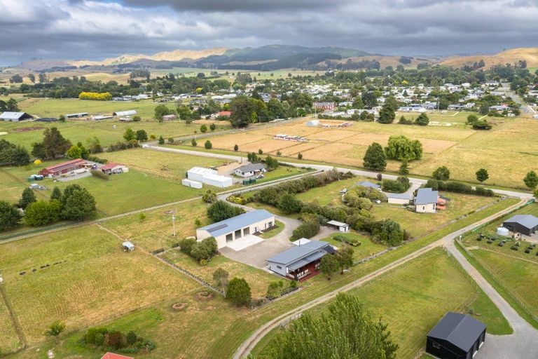 Photo of property in 2a Symmans Lane, Otane, 4277