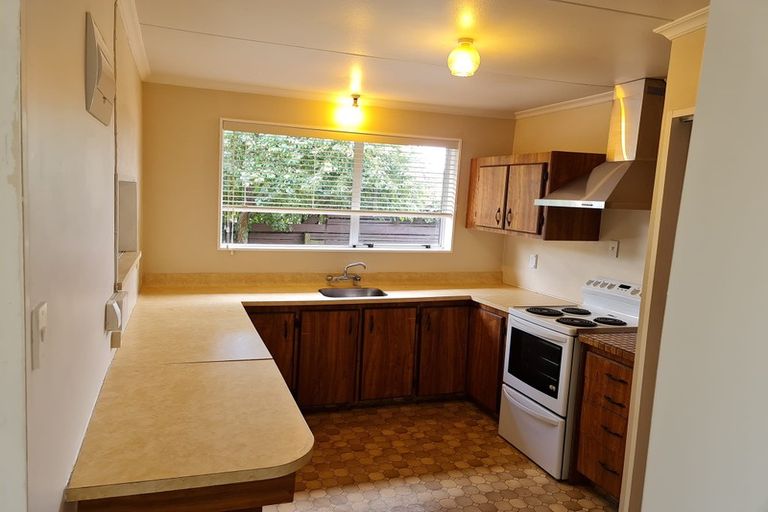 Photo of property in 1 Matai Street, Waikanae, 5036