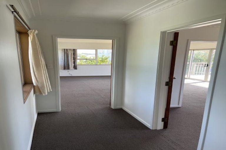 Photo of property in 3 Marama Place, One Tree Point, 0118
