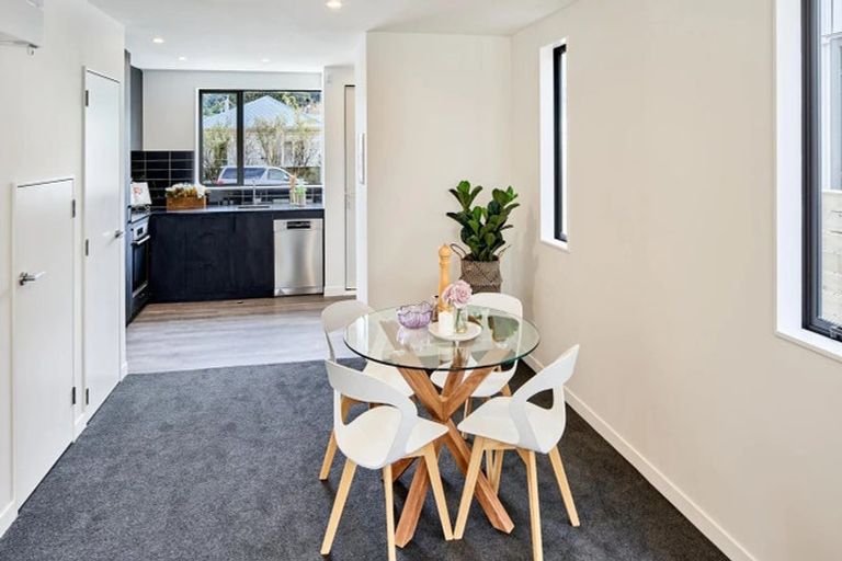 Photo of property in 4/130 Richmond Street, Petone, Lower Hutt, 5012