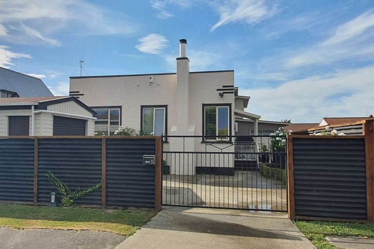 Photo of property in 31 Puriri Terrace, Roslyn, Palmerston North, 4414