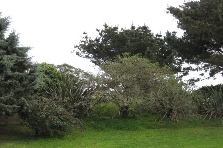 Photo of property in 31 Sarah Street, Waikawa Beach, Manakau, 5573