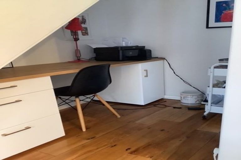 Photo of property in 49 Kensington Avenue, Petone, Lower Hutt, 5012