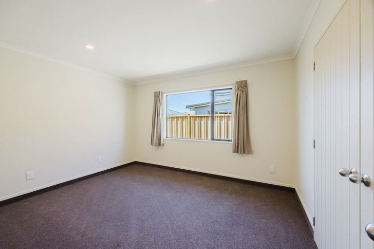 Photo of property in 22 Belgrove Place, Waipukurau, 4200