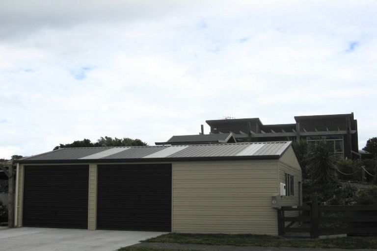Photo of property in 18 Aranui Avenue, Waitarere Beach, Levin, 5510