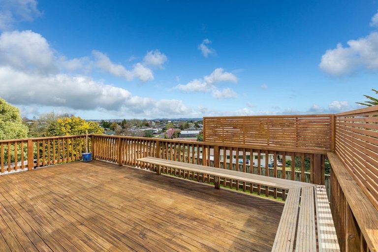 Photo of property in 18 Pohutukawa Drive, Pukete, Hamilton, 3200