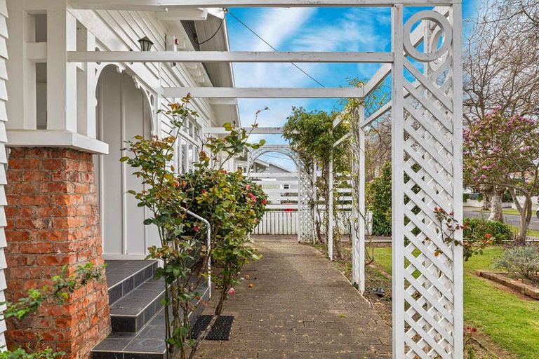 Photo of property in 4 Godwin Crescent, College Estate, Whanganui, 4500