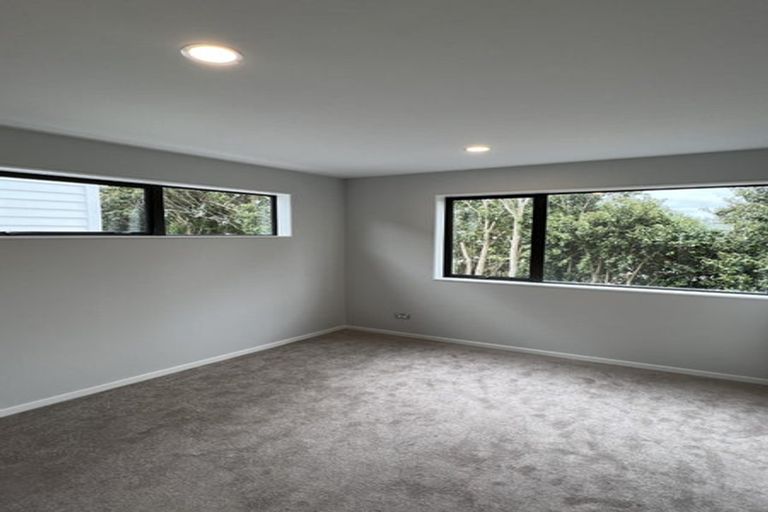 Photo of property in 5 Combat Street, Papakura, 2110