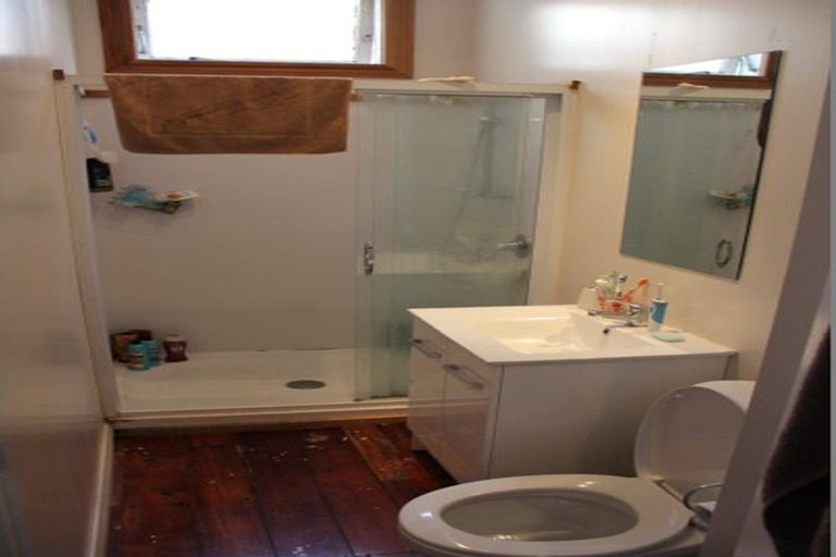 Photo of property in 5 Allenby Terrace, Wellington Central, Wellington, 6011