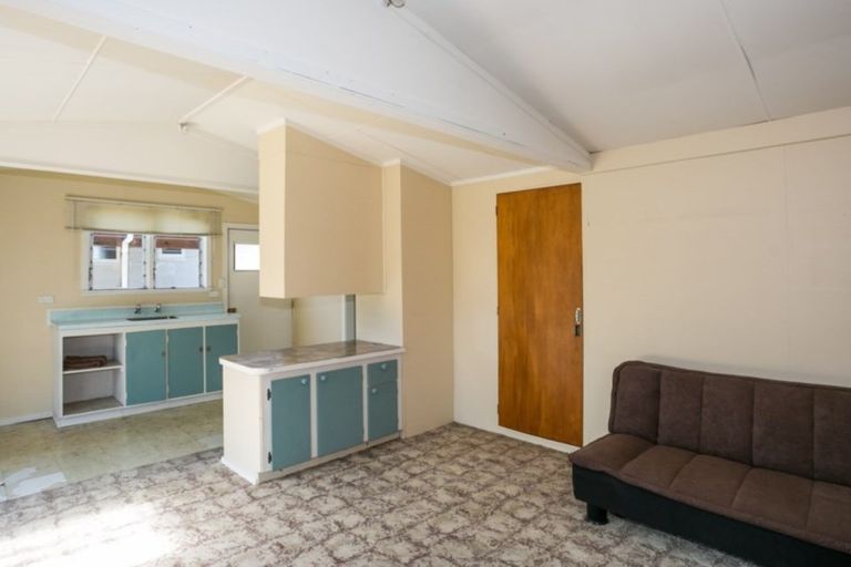 Photo of property in 17 Rochester Street, Tamatea, Napier, 4112