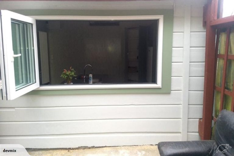 Photo of property in 71 Mitchell Street, Brooklyn, Wellington, 6021