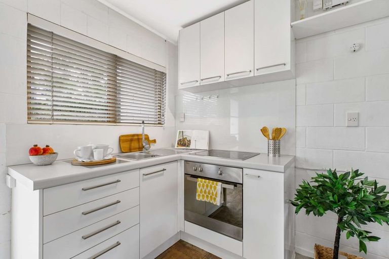 Photo of property in 3/22a Church Street, Northcote Point, Auckland, 0627