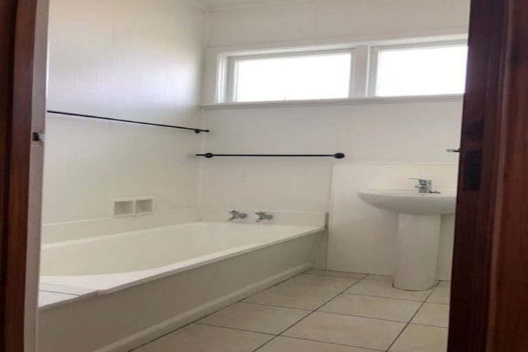 Photo of property in 258 Willowbank Avenue, Meeanee, Napier, 4183