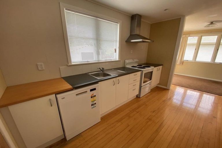 Photo of property in 7 Long Melford Road, Awapuni, Palmerston North, 4412