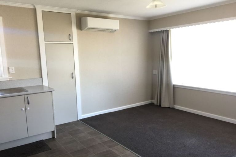 Photo of property in 18 Burnett Street, Ashburton, 7700