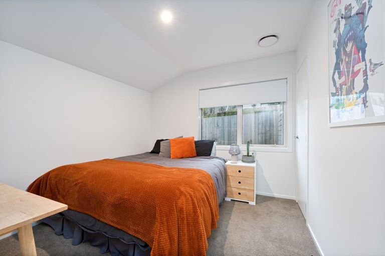 Photo of property in 17 Rauta Way, Helensville, 0800