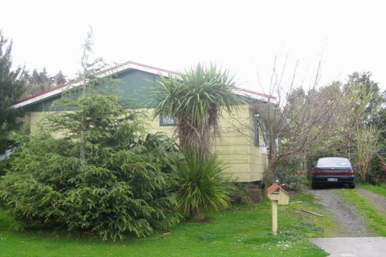 Photo of property in 5 Uenuku Place, Waitara, 4320