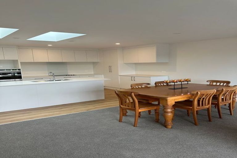 Photo of property in 12b Bluefin Way, West Harbour, Auckland, 0618