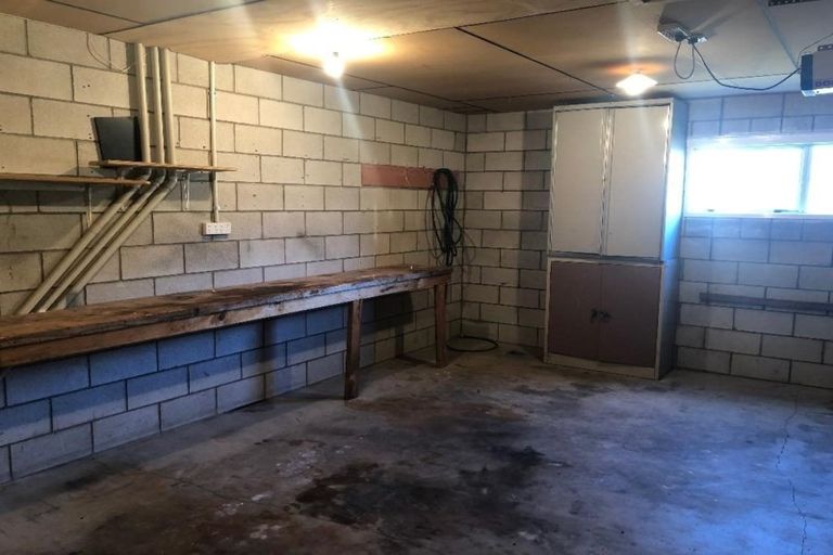 Photo of property in 2/16 Puriri Street, Hilltop, Taupo, 3330