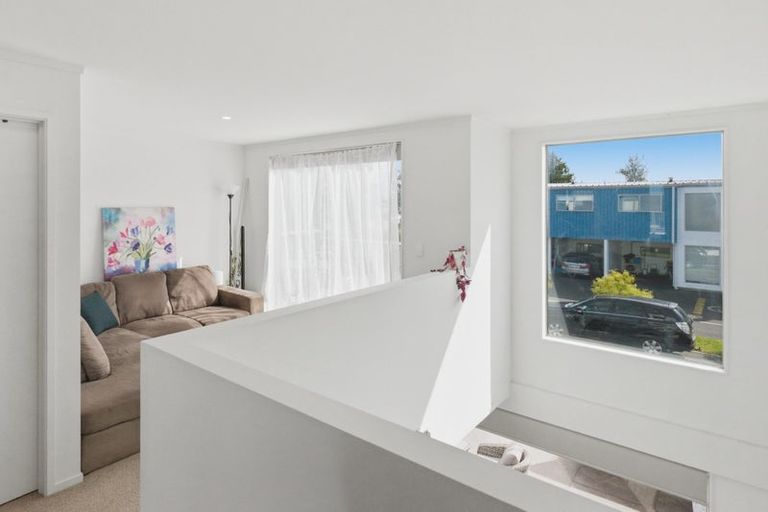 Photo of property in 31 Reynolds Place, Papamoa Beach, Papamoa, 3118