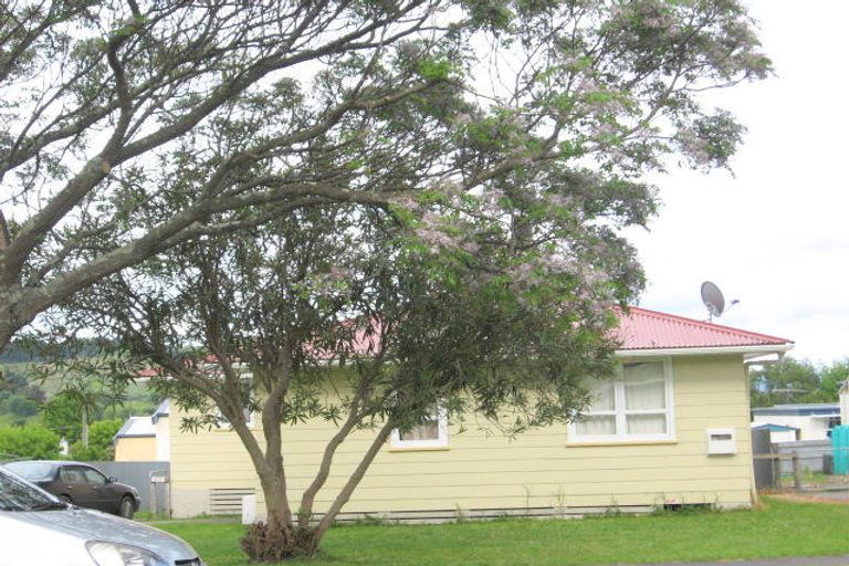 Photo of property in 4 Lyell Road, Outer Kaiti, Gisborne, 4010
