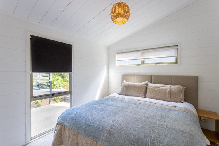 Photo of property in 6 Ridge Road, Tairua, 3508