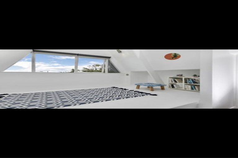 Photo of property in 38a Oruamo Place, Beach Haven, Auckland, 0626