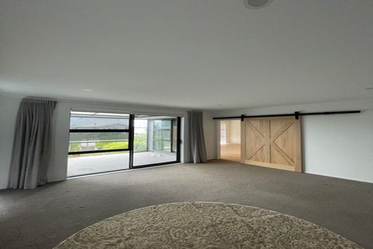 Photo of property in 2 Symes Drive, Red Beach, 0932