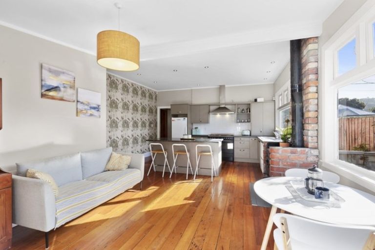 Photo of property in 10 Richmond Street, Petone, Lower Hutt, 5012