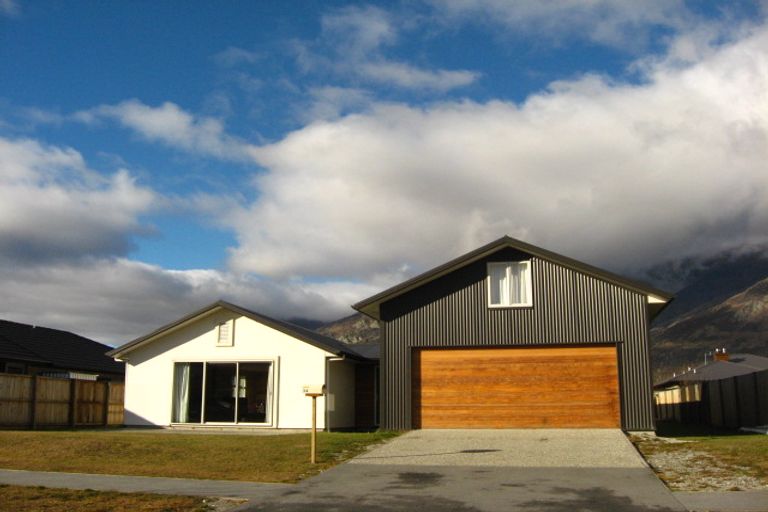 Photo of property in 34 Sylvan Street, Lake Hayes, Queenstown, 9304