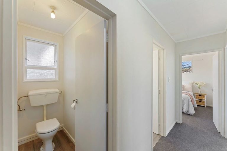 Photo of property in 47 Arawhata Road, Paraparaumu, 5032