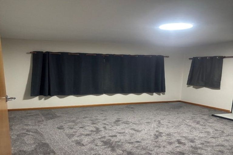 Photo of property in 100 Suva Street, Upper Riccarton, Christchurch, 8041