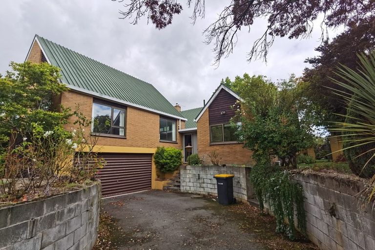 Photo of property in 3 Stormont Place, Avonhead, Christchurch, 8042