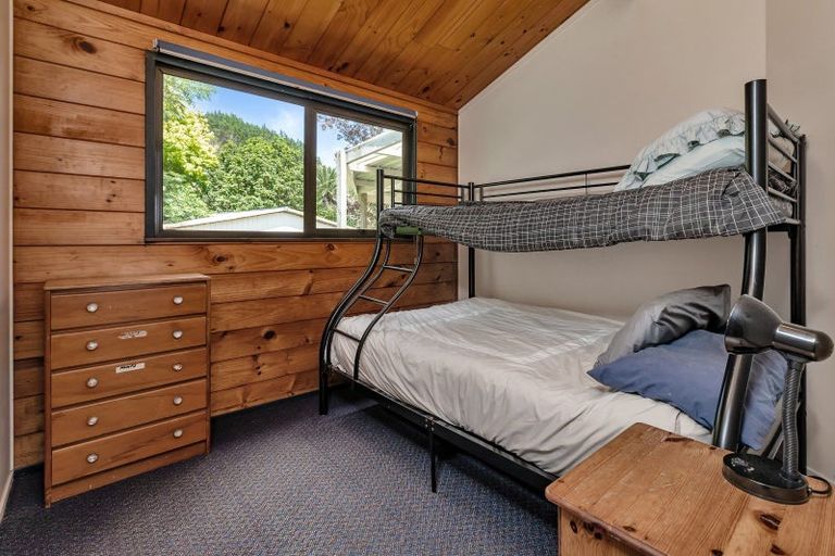 Photo of property in 121 Ohawini Road, Oakura, Hikurangi, 0184