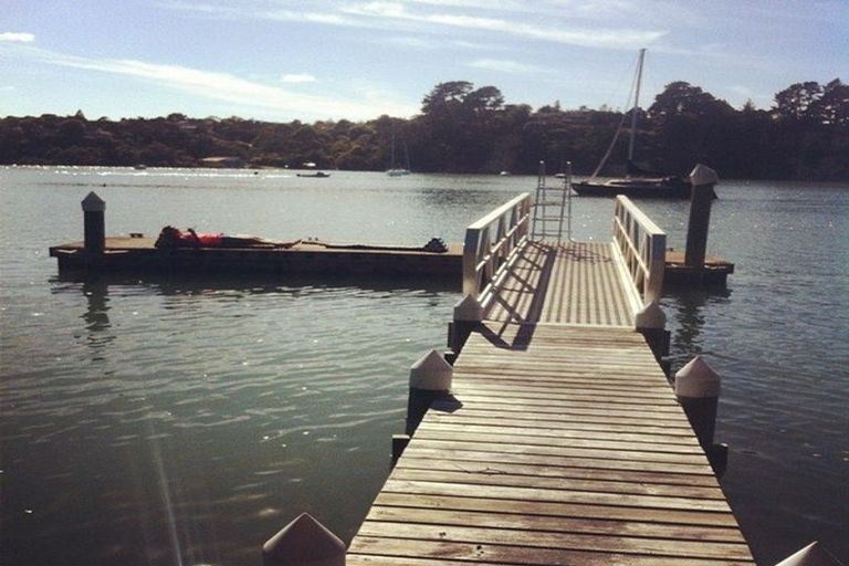 Photo of property in 119 Ferry Parade, Herald Island, Auckland, 0618